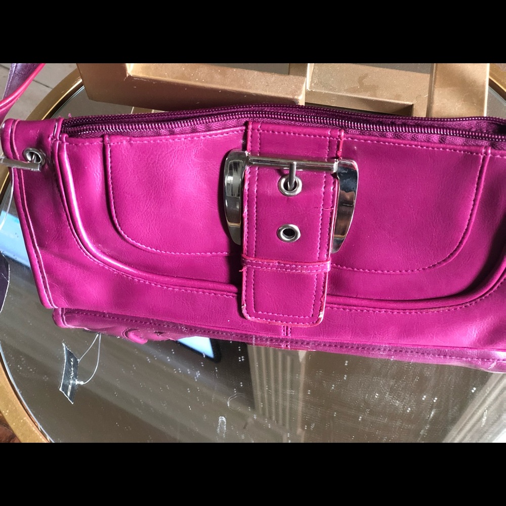 Fushia clutch style purse